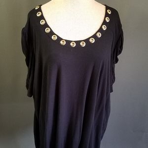 Carmen plus size top 3x black grommets